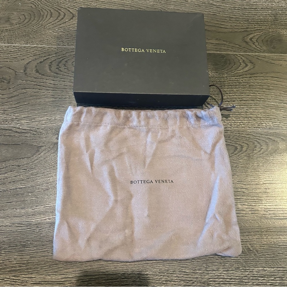 Bottega Veneta Dust Bag and Box